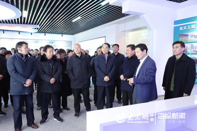 萊蕪區重點項目建設觀摩首日 8個鎮街18個項目“曬”出成績單，制造業引擎轟鳴